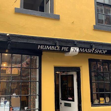Little Pie In The Sky Whitby Exterior foto